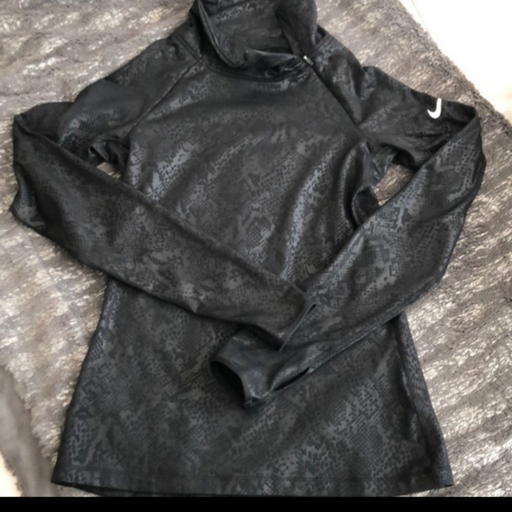 Nike track suit